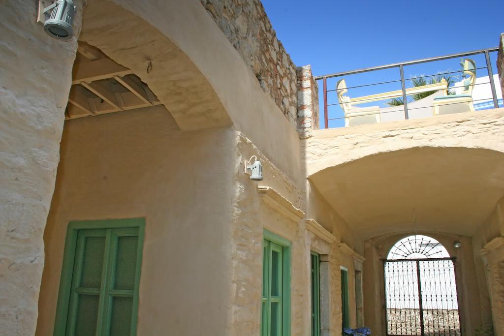The Old Markets Simi Exterior foto